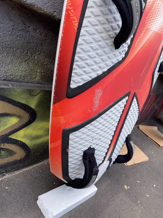 Techno Wind Foil Windsurfboard BIC gebraucht Nr. 3 130