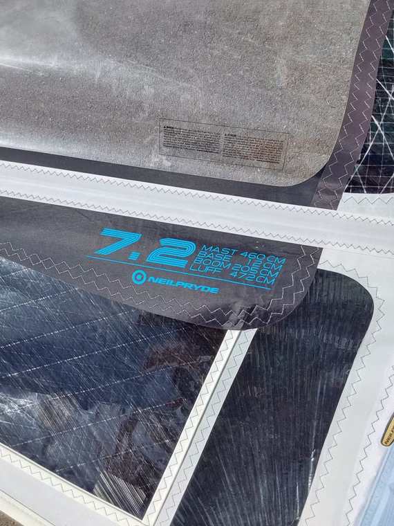 Hellcat Windsurf Segel Neilpryde gebraucht 7.2
