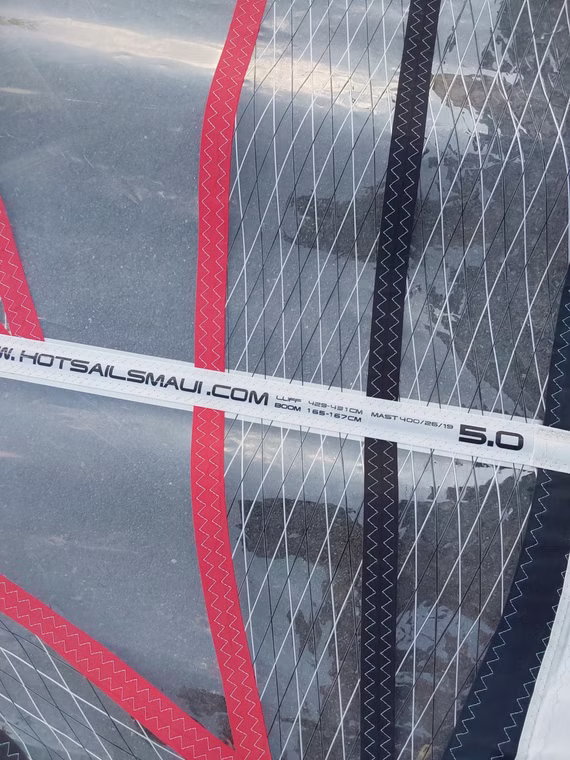 SO Windsurf Segel Hot Sails Maui gebraucht 5.0