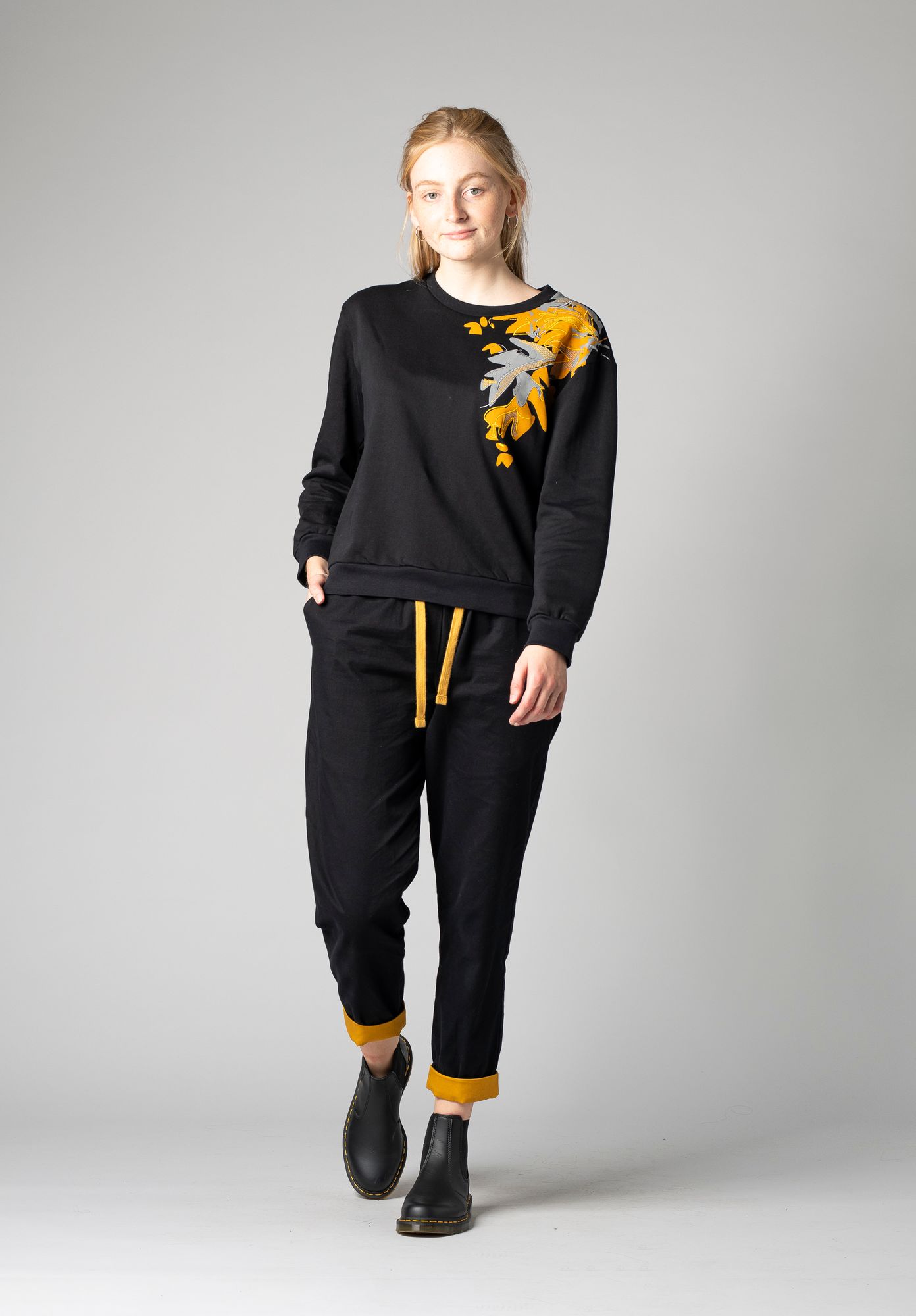 Indian Summer TT1022 Sweater Black Indian Summer TT1022 Sweater Black