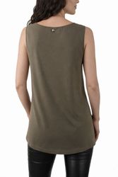 T-Wey-R--3-.jpg T-Wey-R--3-.jpg