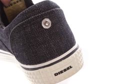 61mEssfuC2L.jpg 61mEssfuC2L.jpg