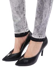 Skinzee-Low-0854K--4-.jpg Skinzee-Low-0854K--4-.jpg