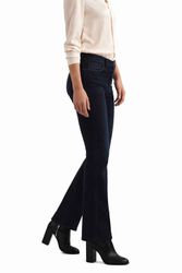 Skinzee-Flare-0679M--4-.jpg Skinzee-Flare-0679M--4-.jpg