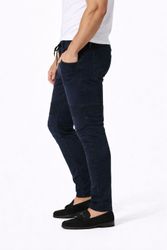 Bakari-NE-0684T---6-.jpg Bakari-NE-0684T---6-.jpg