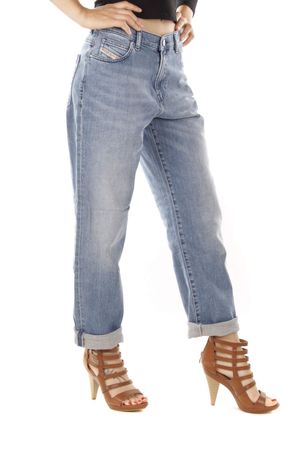 Diesel Niclah R0258 Damen Jeans Regular Straight