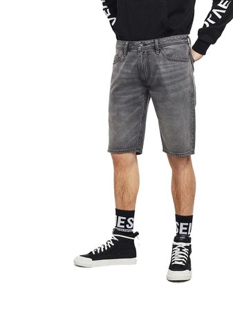 Diesel Thoshort 0JAXI Herren Jeans  Bermuda Shorts