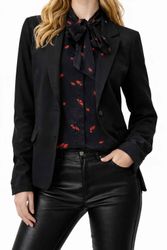 C-Ash---5-.jpg C-Ash---5-.jpg