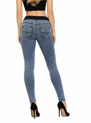 Debbie-0666I---2-.jpg Debbie-0666I---2-.jpg