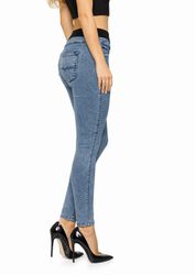 Debbie-0666I---3-.jpg Debbie-0666I---3-.jpg