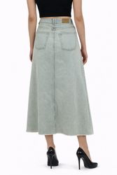 DE-Marghe-J---3-.jpg DE-Marghe-J---3-.jpg