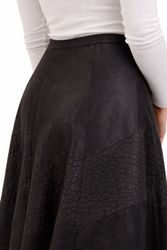 O-Elle--3-.jpg O-Elle--3-.jpg