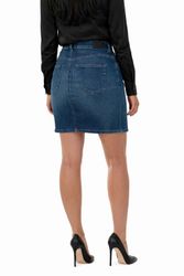 R-Modung-R4KD8--2-.jpg R-Modung-R4KD8--2-.jpg