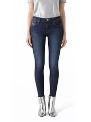 Skinzee-R10B8--1-.jpg Skinzee-R10B8--1-.jpg