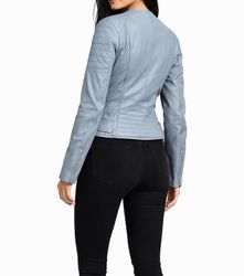 L-Made--3-.jpg L-Made--3-.jpg