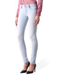 Skinzee-Low-0852Q--2-.jpg Skinzee-Low-0852Q--2-.jpg