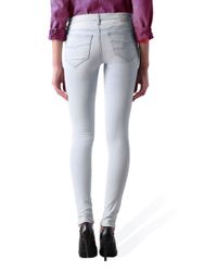 Skinzee-Low-0852Q--5-.jpg Skinzee-Low-0852Q--5-.jpg