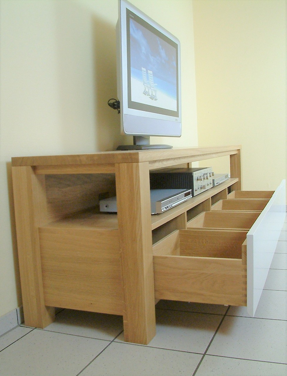 TV Stollen Anrichte Coesfeld, Breite 200 cm, mit offener Gerätenische