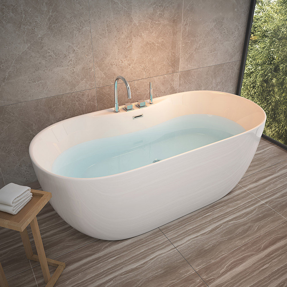 LENI bathtub with fitting