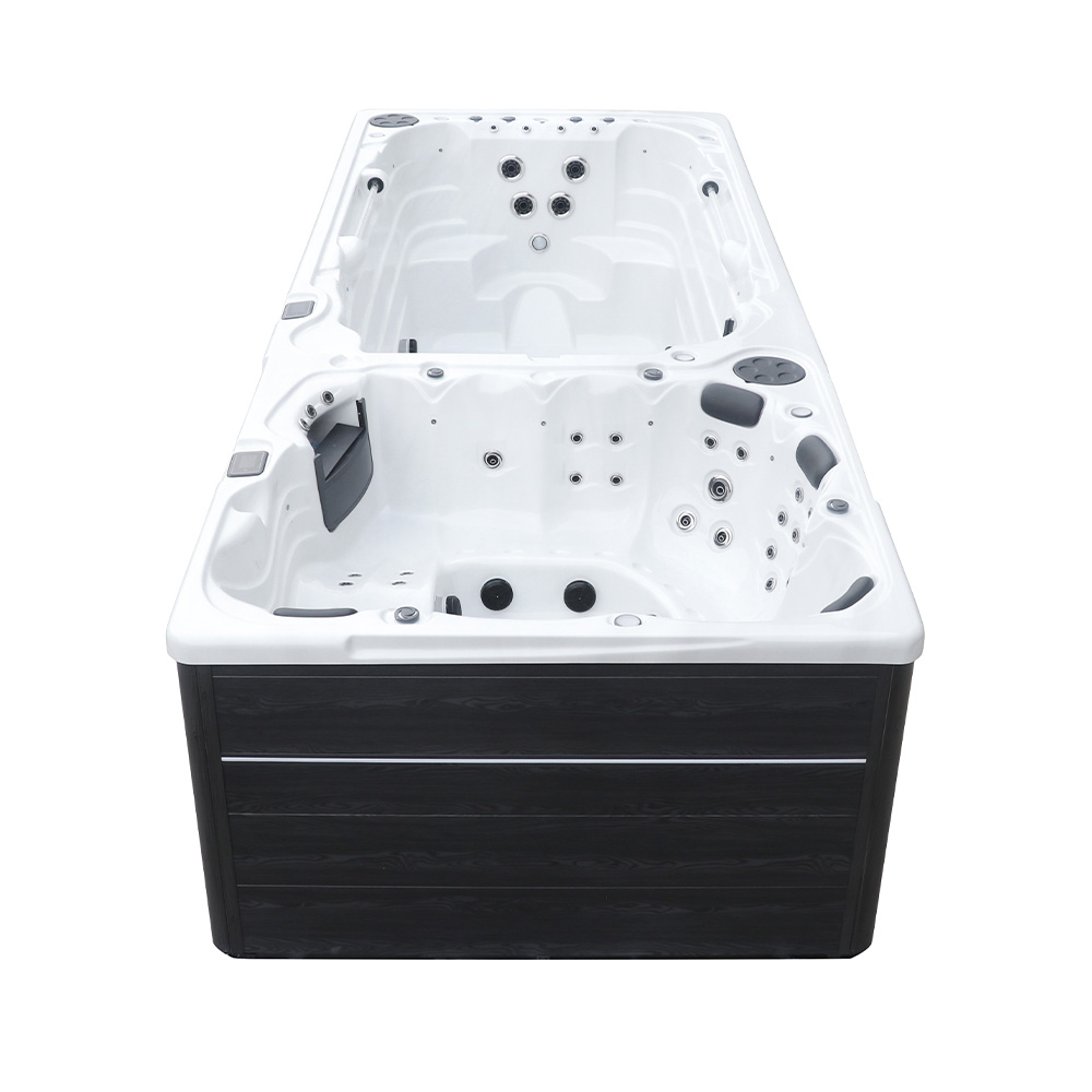 Buitenwhirlpool MIRAGE – Met trap en thermische afdekking 2