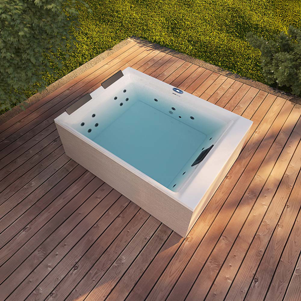 Outdoor Whirlpool NIMBUS