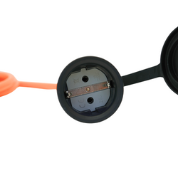 Schuko-Kupplung-offen.png Schuko-Kupplung-offen.png