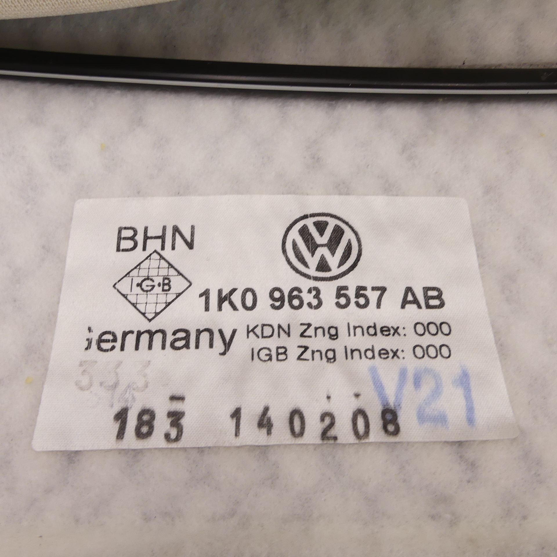 Lehnen Sitzbezug vorn links Fahrersitz Leder braun VW Golf 5 V 3-türig