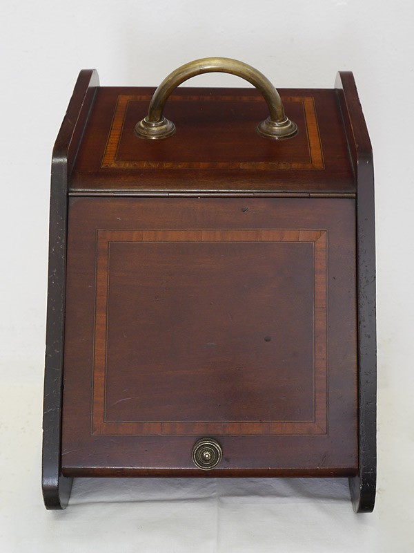 Kohlebehälter Kohlenschütte Kohlekasten Kohlenkiste Antik um 1900