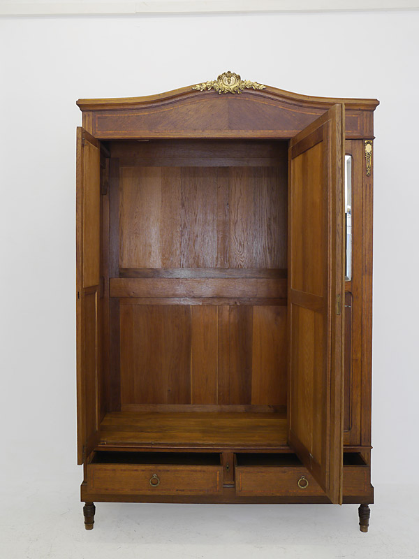 Kleiderschrank Dielenschrank Schrank Historismus um 1900 aus Eiche