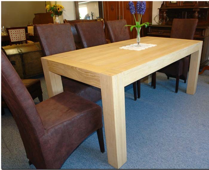 Esstisch Gedeckt : Ferienwohnungen - Ferienwohnungen am Müritzer Hafen