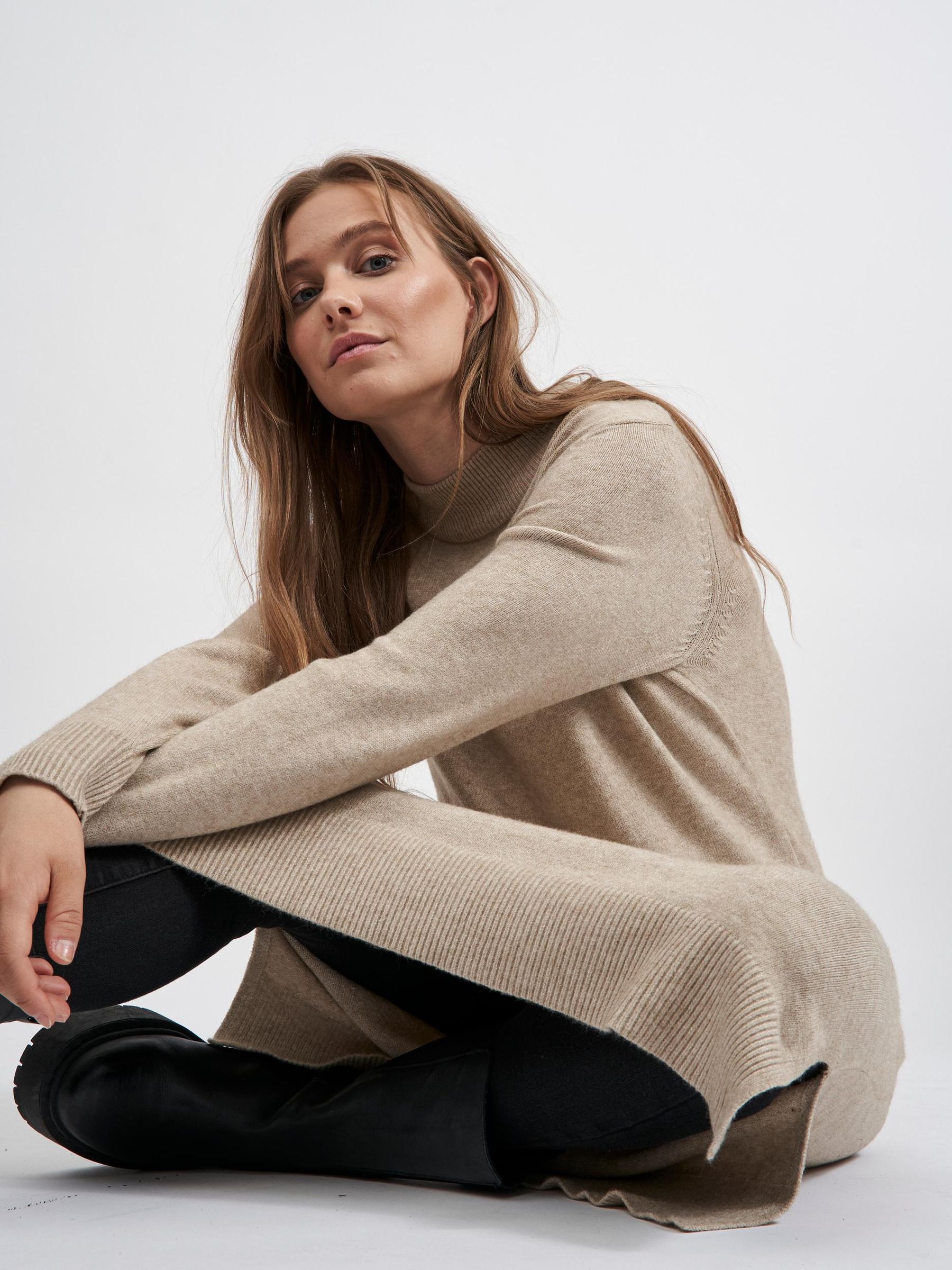 VILA_NOOS2021_3489883_14061427_6.jpg Langarm Midi Strickkleid Loose Fit Pullover Dress Shirt Knielang VIRIL