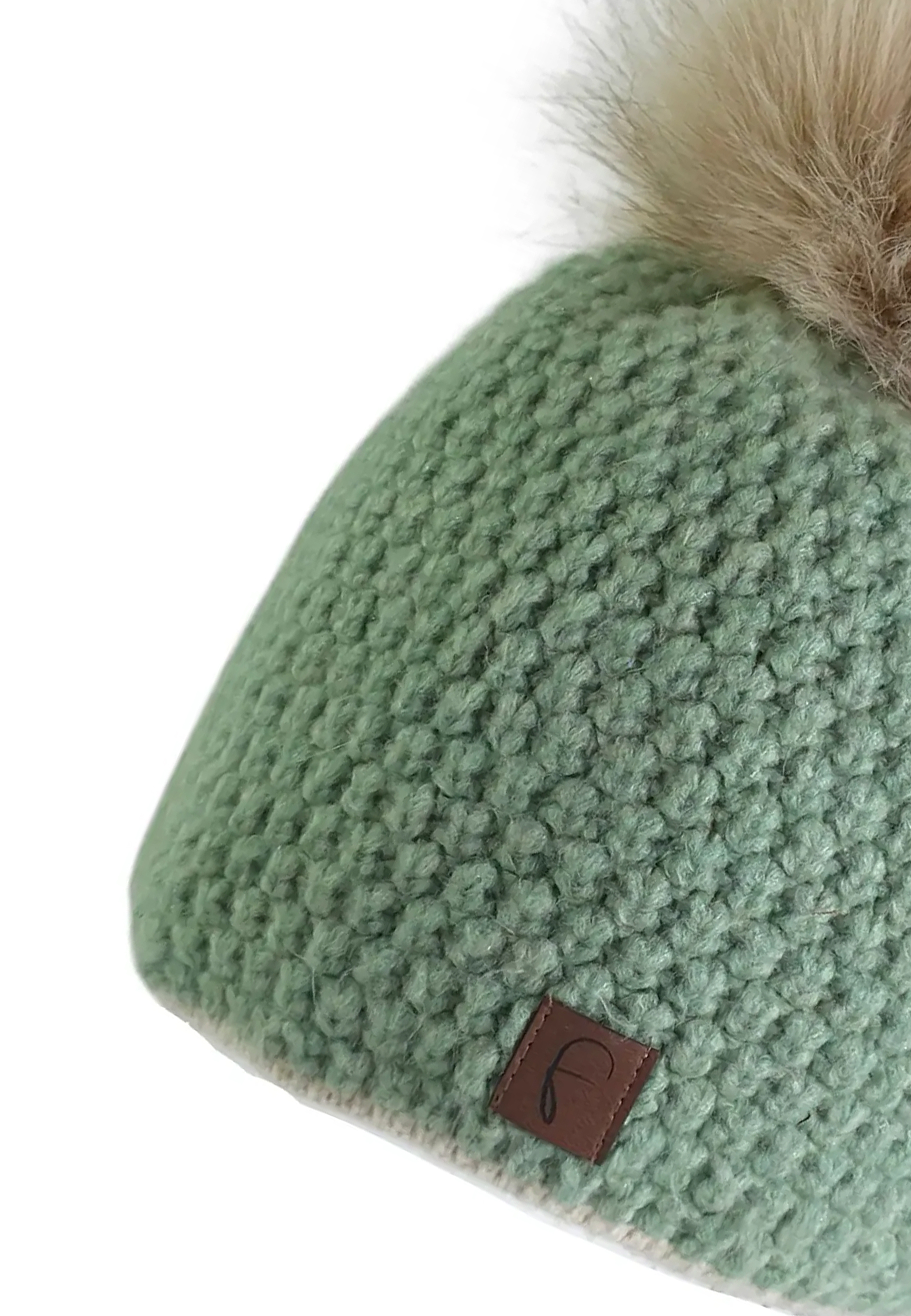 Bommelmütze mit kuscheligem Thermo-Fleece Innenfutter Bommelmütze mit kuscheligem Thermo-Fleece Innenfutter