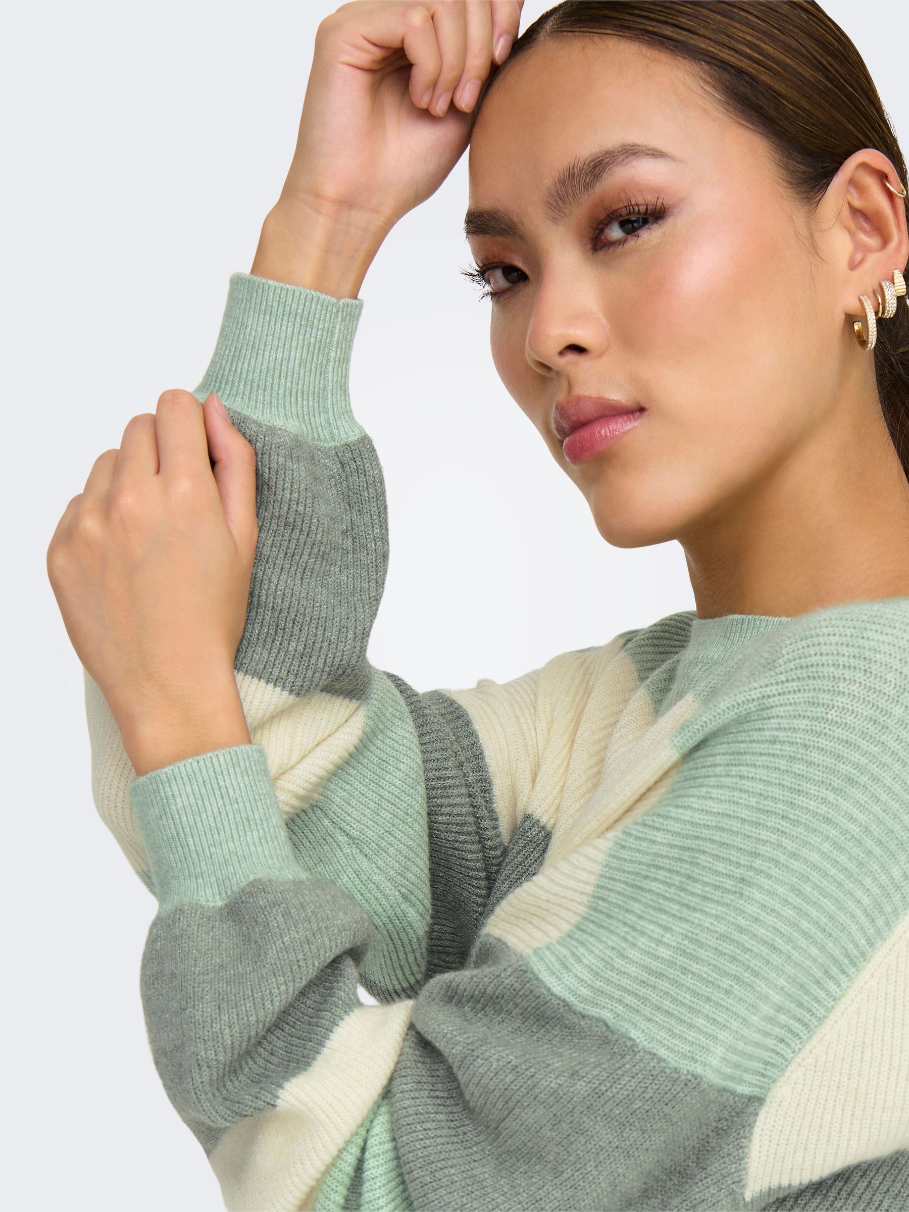 ONLY_SpringSummer2023_4729164_15220044_7.jpg Cooler Ripp Strickpullover Dropped Shoulder