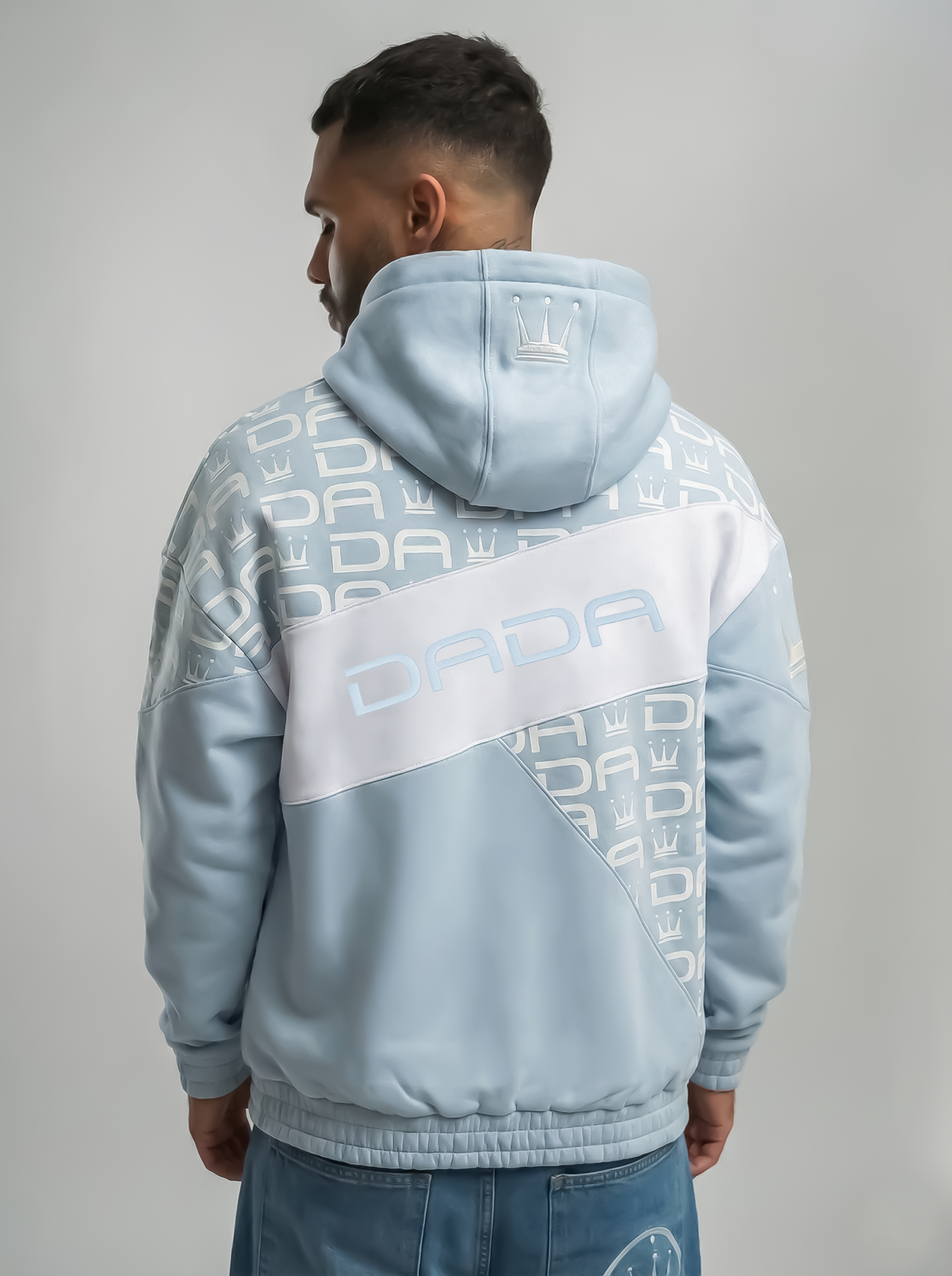 Oversize Hoodie mit Allover Logo Druck und Kapuze Oversize Hoodie mit Allover Logo Druck und Kapuze