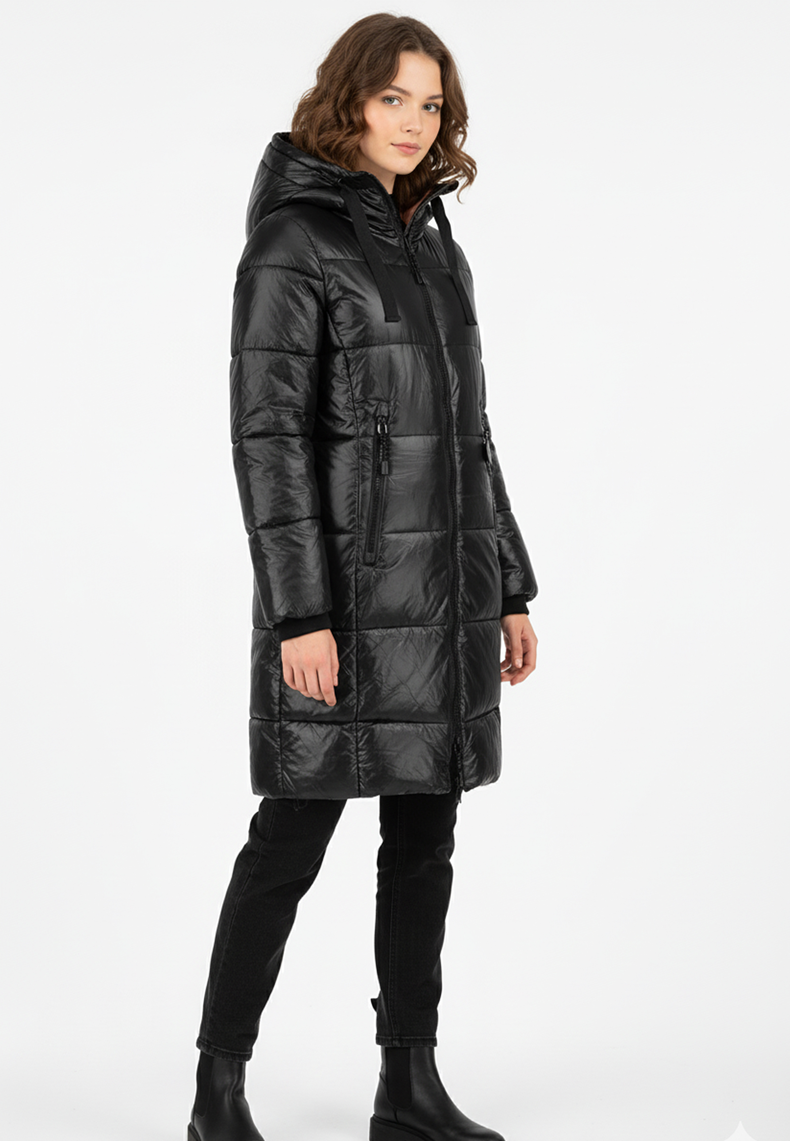 Lange Jacke mit Kapuze und Reißverschluss für kalte Tage Lange Jacke mit Kapuze und Reißverschluss für kalte Tage