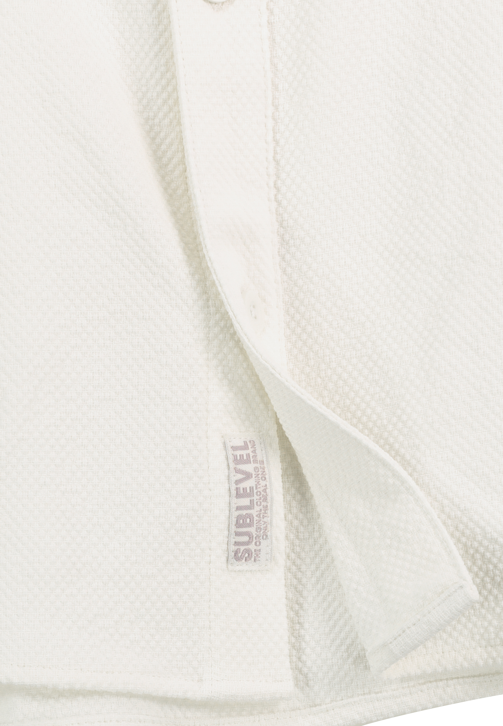 H60711AG11284A1NO_22000_D1.jpg Langärmliges Hemd mit Knopfleiste und Brusttasche