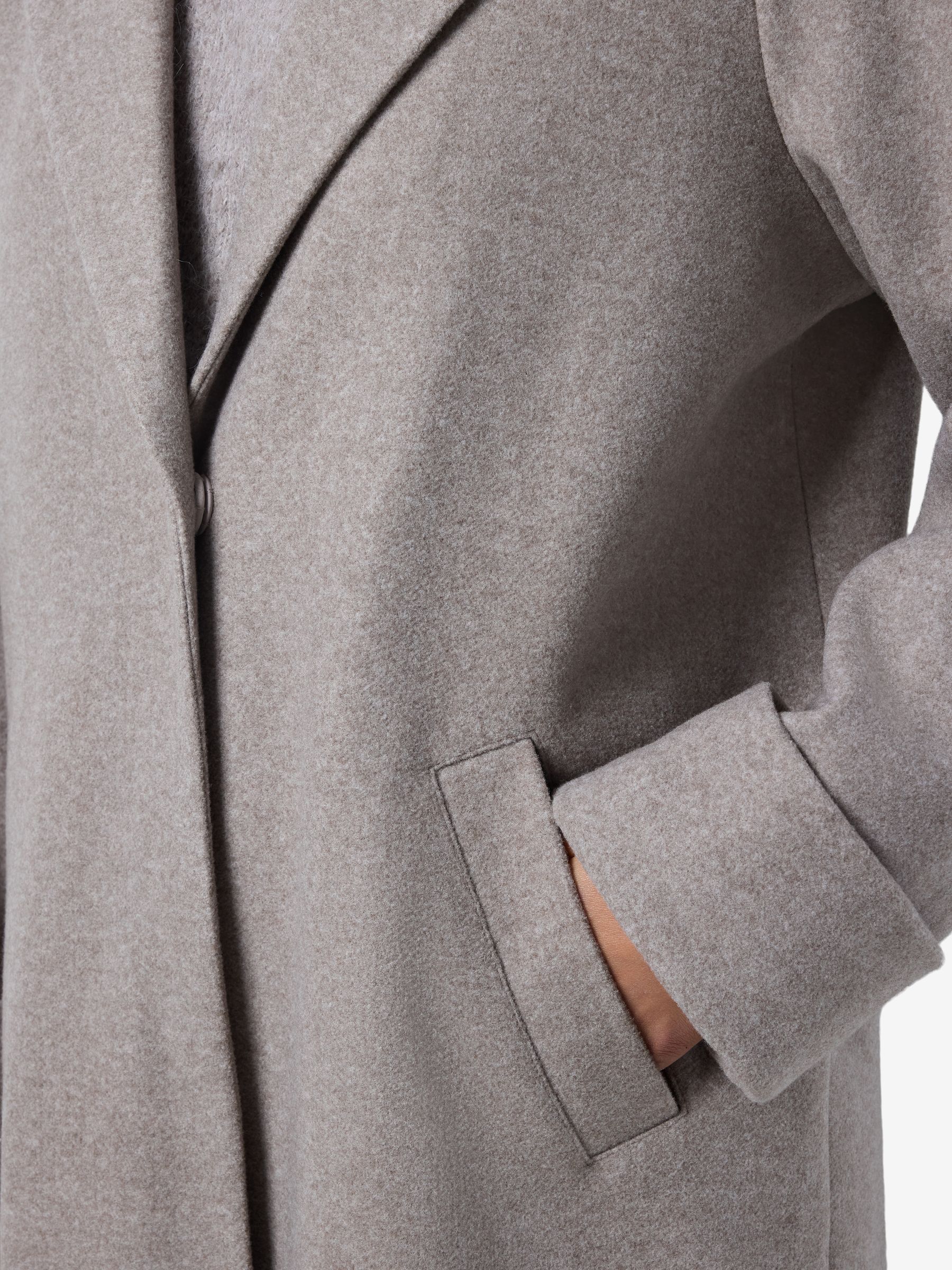 NOISY-MAY_NOOS2025_4604839_27031306_4.jpg null