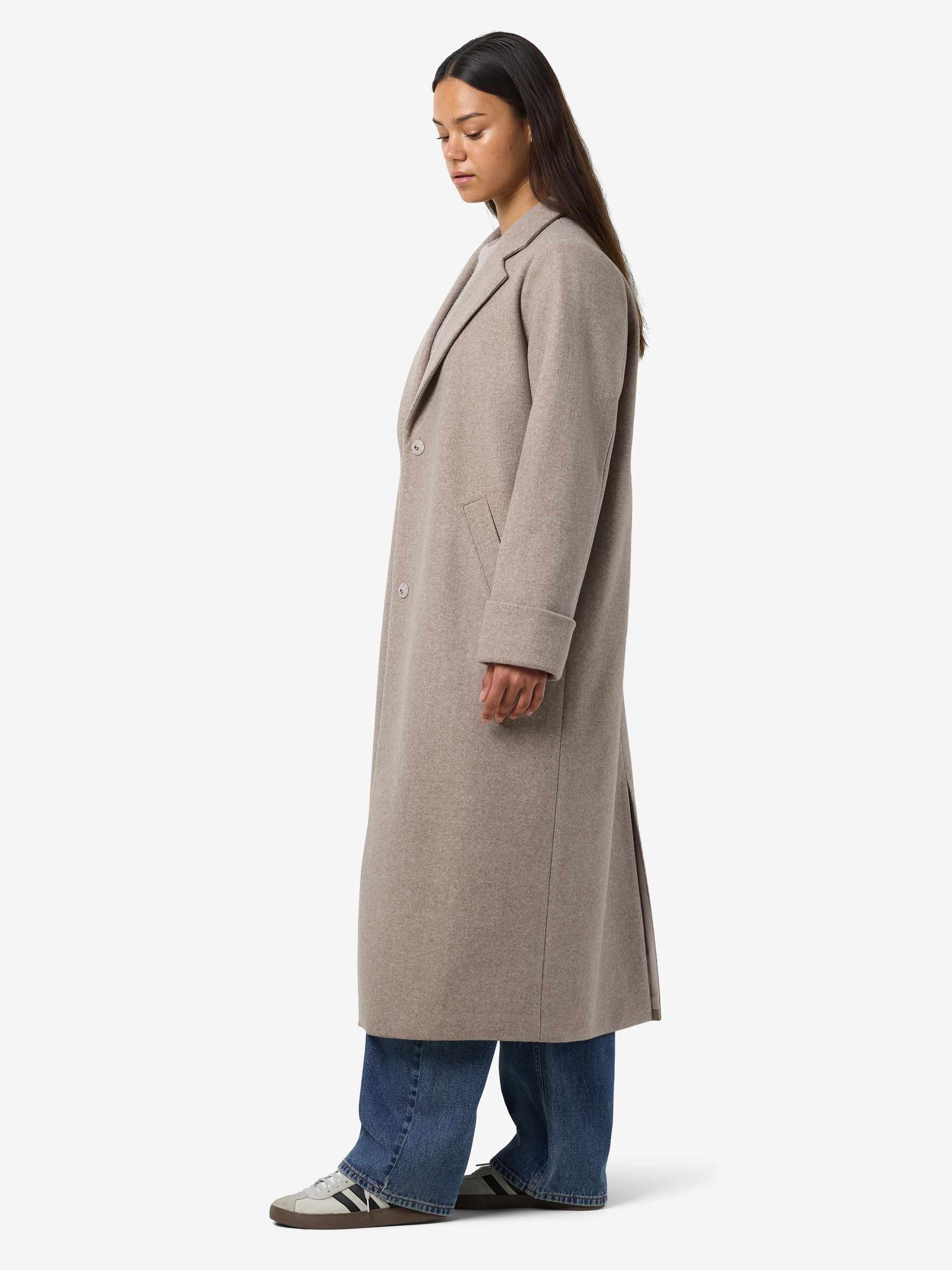 NOISY-MAY_NOOS2025_4604839_27031306_5.jpg null