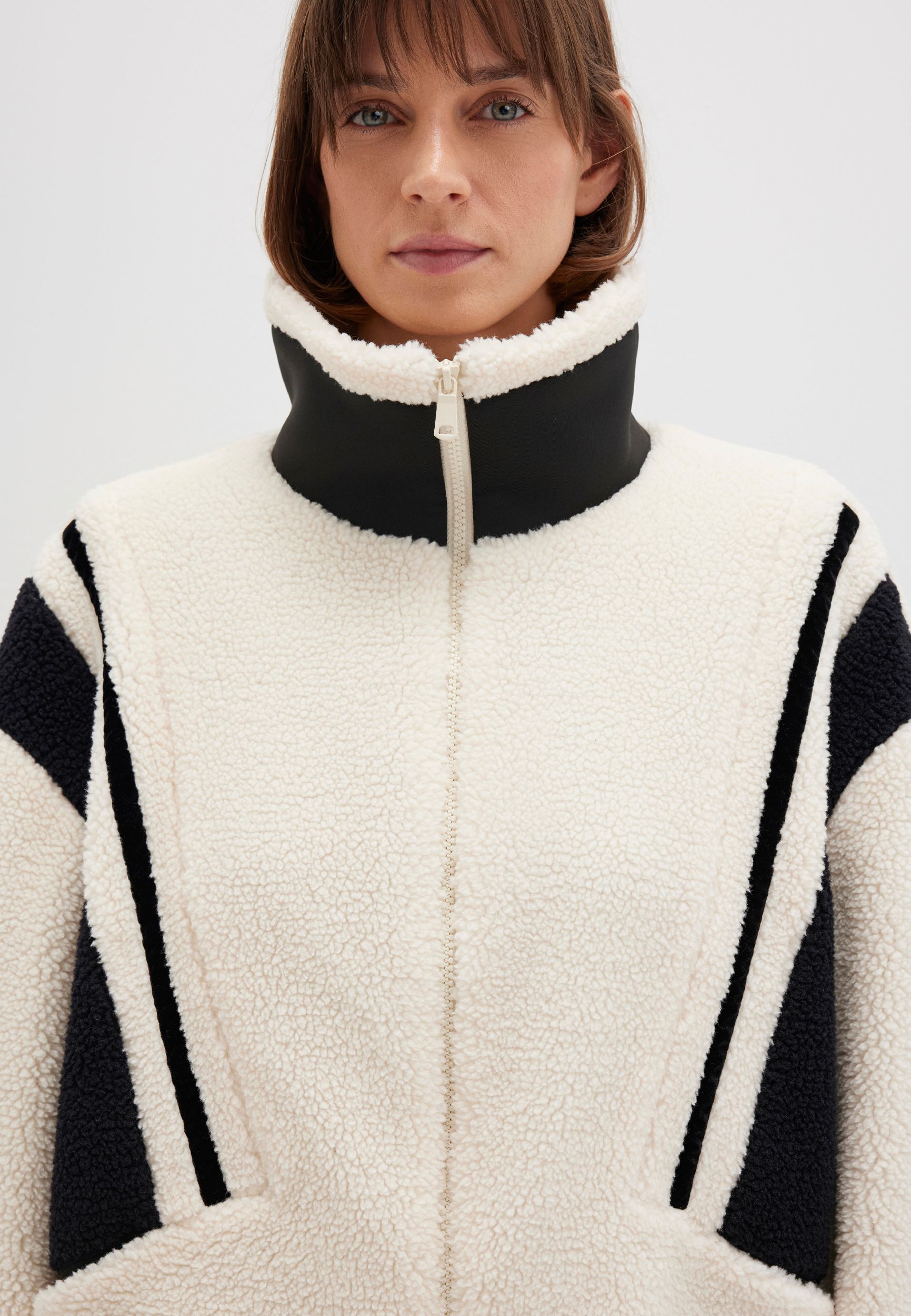 Teddyjacke mit Kontraststreifen Warm und Weich Teddyjacke mit Kontraststreifen Warm und Weich