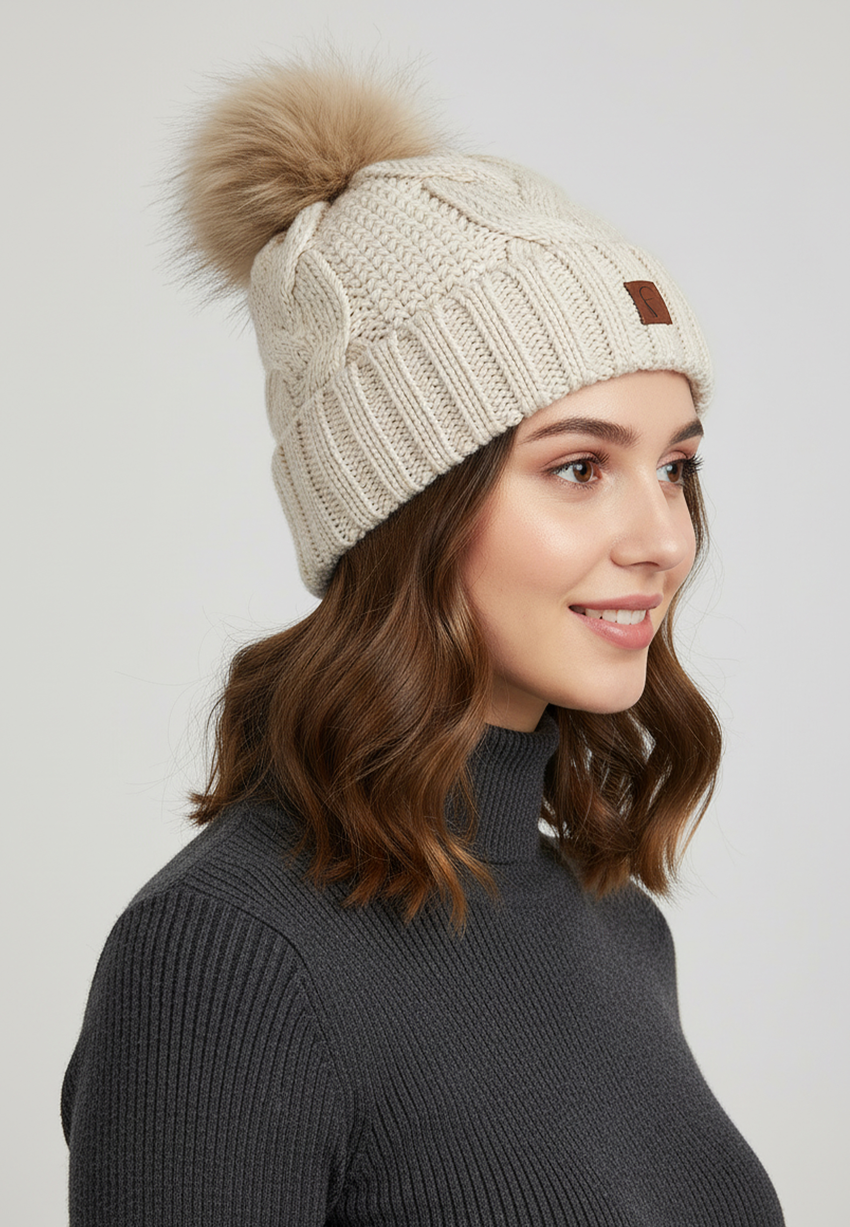 Weiche und warme Strickmütze für kalte Wintertage Weiche und warme Strickmütze für kalte Wintertage