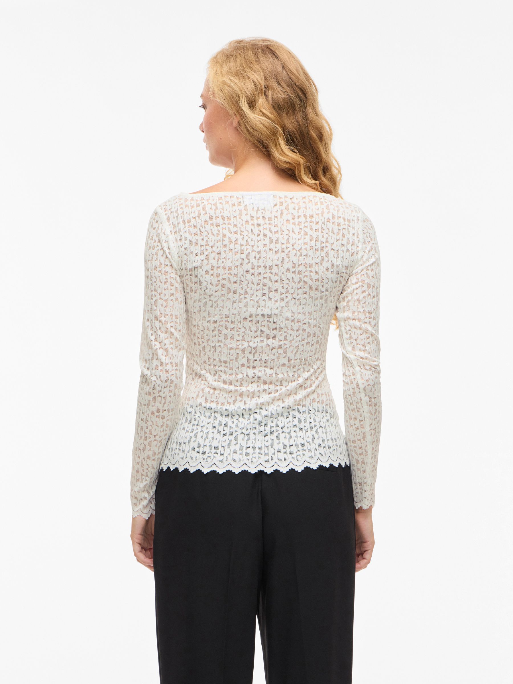 14108569_4795449_4.jpg Langarmshirt mit Spitzenmuster und welligem Saum