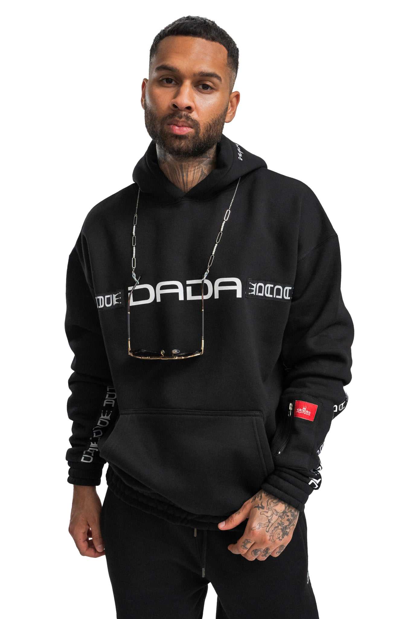 Streetwear Hoodie mit Logo Ärmeltasche Stickerei Streetwear Hoodie mit Logo Ärmeltasche Stickerei