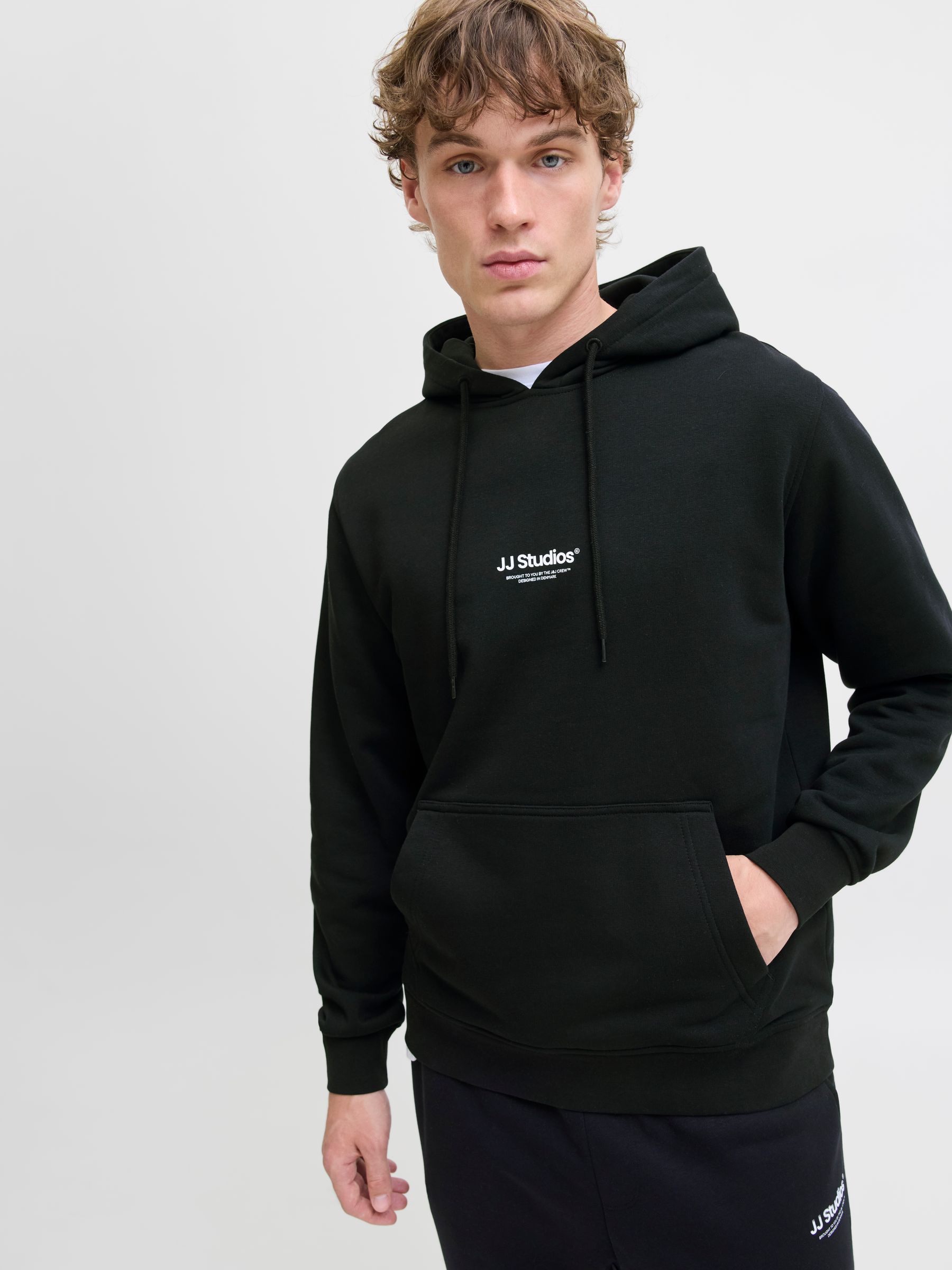 12278789_4774234_7.jpg Hoodie Eingrifftaschen Rippbündchen Kordelzug