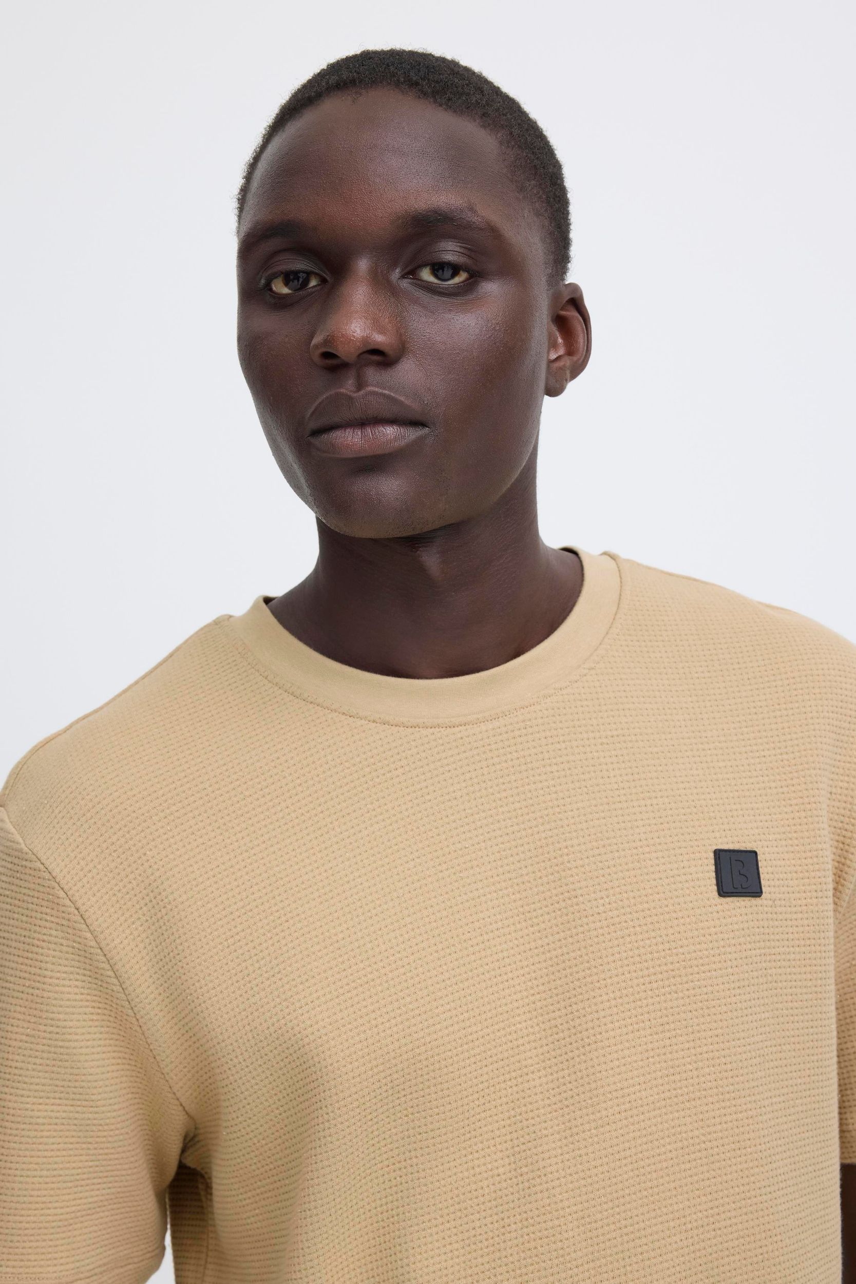 20720234-161315_161315_4.jpg Kurzarmshirt Rundhalsausschnitt Normaler Schnitt Basic