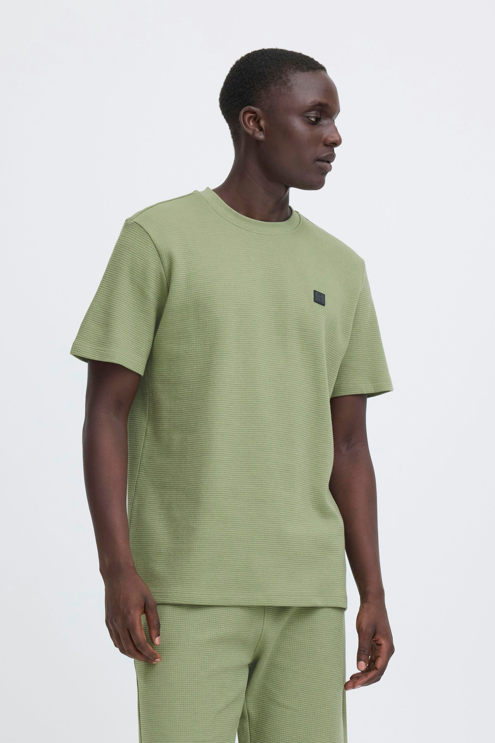 20720234-170115_170115_6.jpg Kurzarmshirt Rundhalsausschnitt Normaler Schnitt Basic