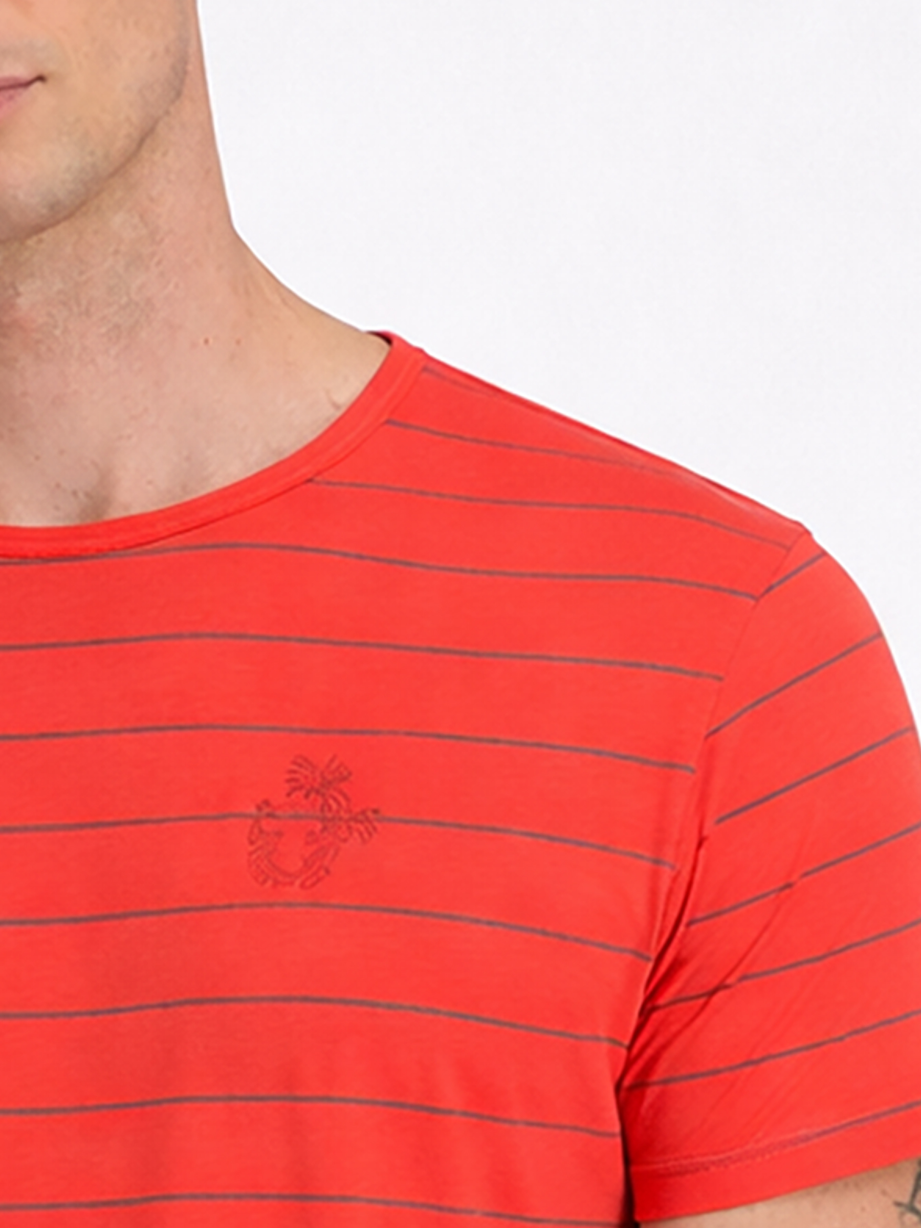 Gestreiftes Kurzarmshirt Rundhalsausschnitt Basic Stil Gestreiftes Kurzarmshirt Rundhalsausschnitt Basic Stil