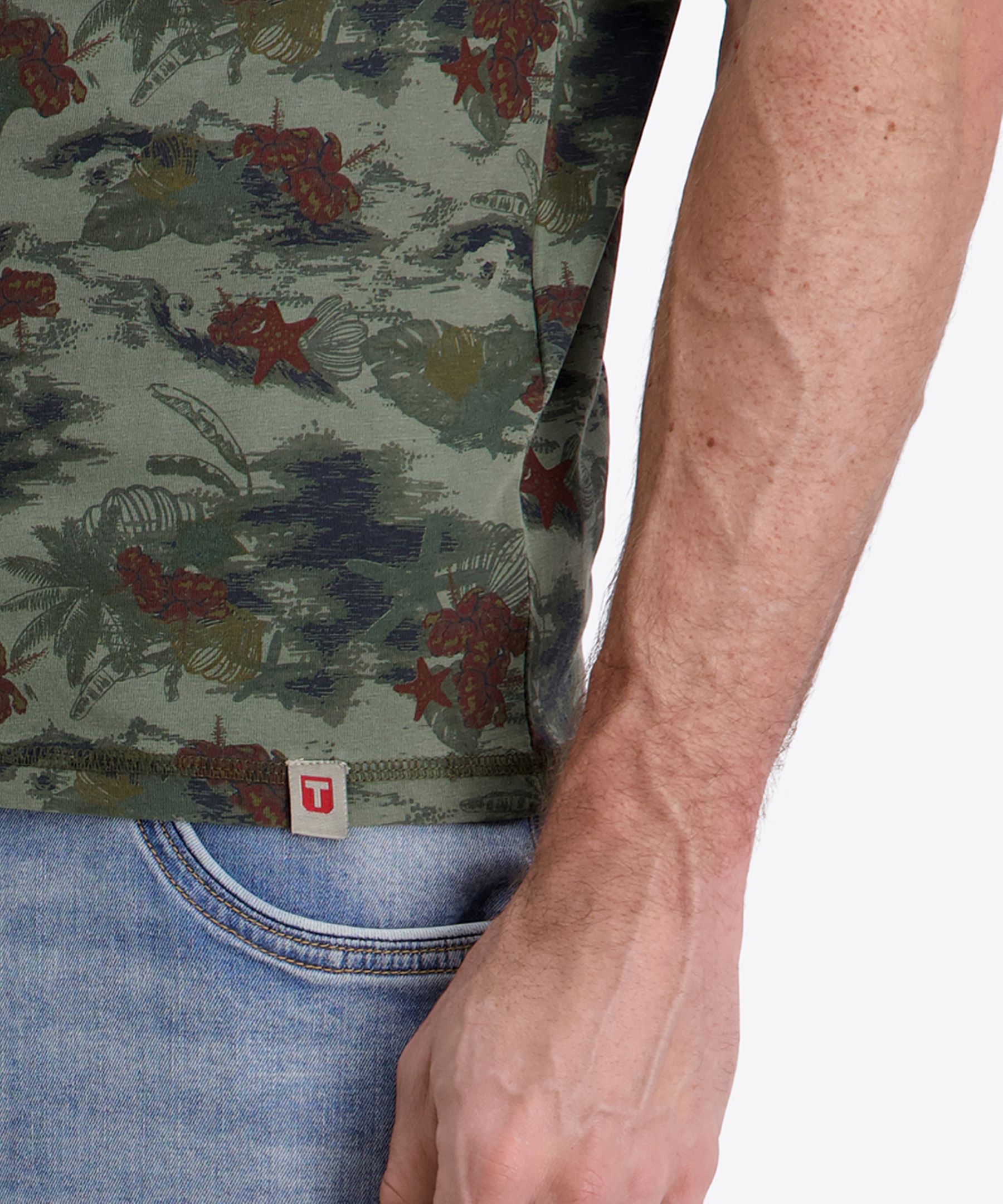 Kurzarm Rundhals T-Shirt floraler Print geradem Schnitt Kurzarm Rundhals T-Shirt floraler Print geradem Schnitt