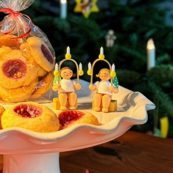 Engel, klein, mit Lichterbogen 650/k/LB von Wendt & Kühn Engel, klein, mit Lichterbogen 650/k/LB von Wendt & Kühn