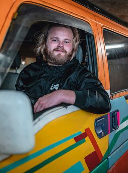 Kornfetti-Regenjacke-Weizenkorn-6.jpg Kornfetti-Regenjacke-Weizenkorn-6.jpg