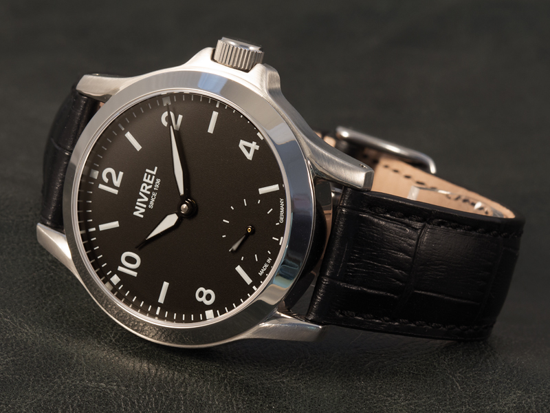 NIVREL Replique Manuelle II with Black Dial